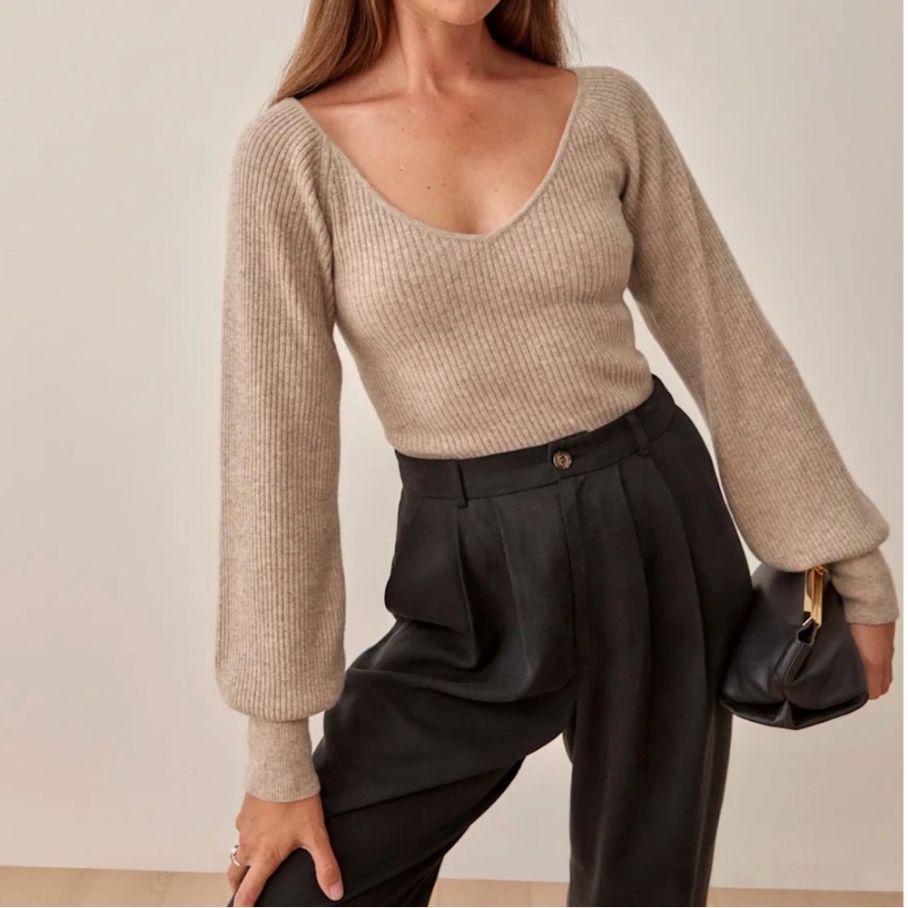 Reformation Hart Cashmere V-Neck Ribbed Sweater Sustainable Luxury Women's Knit - Picture 3 of 9